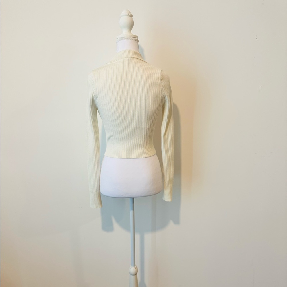 Cream Ribbed Collared Cropped Cardigan 🤍 - Picture 6 of 8